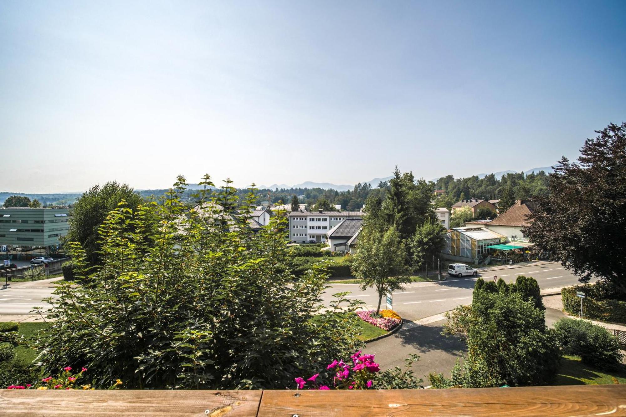 Hotel Karntnerhof Velden By S4Y Velden am Wörthersee Dış mekan fotoğraf
